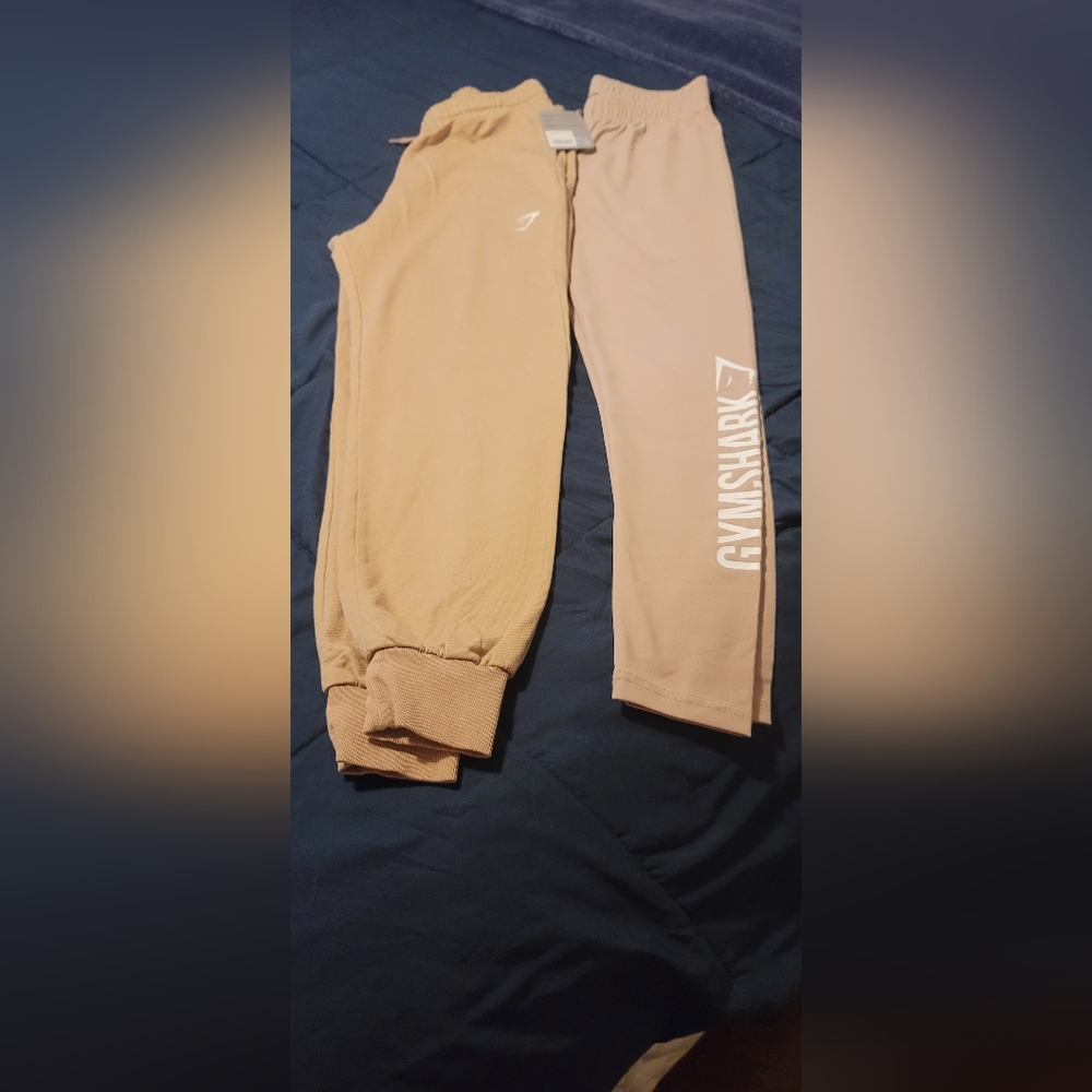Gym shark women's size medium joggers and sweatpants bundle